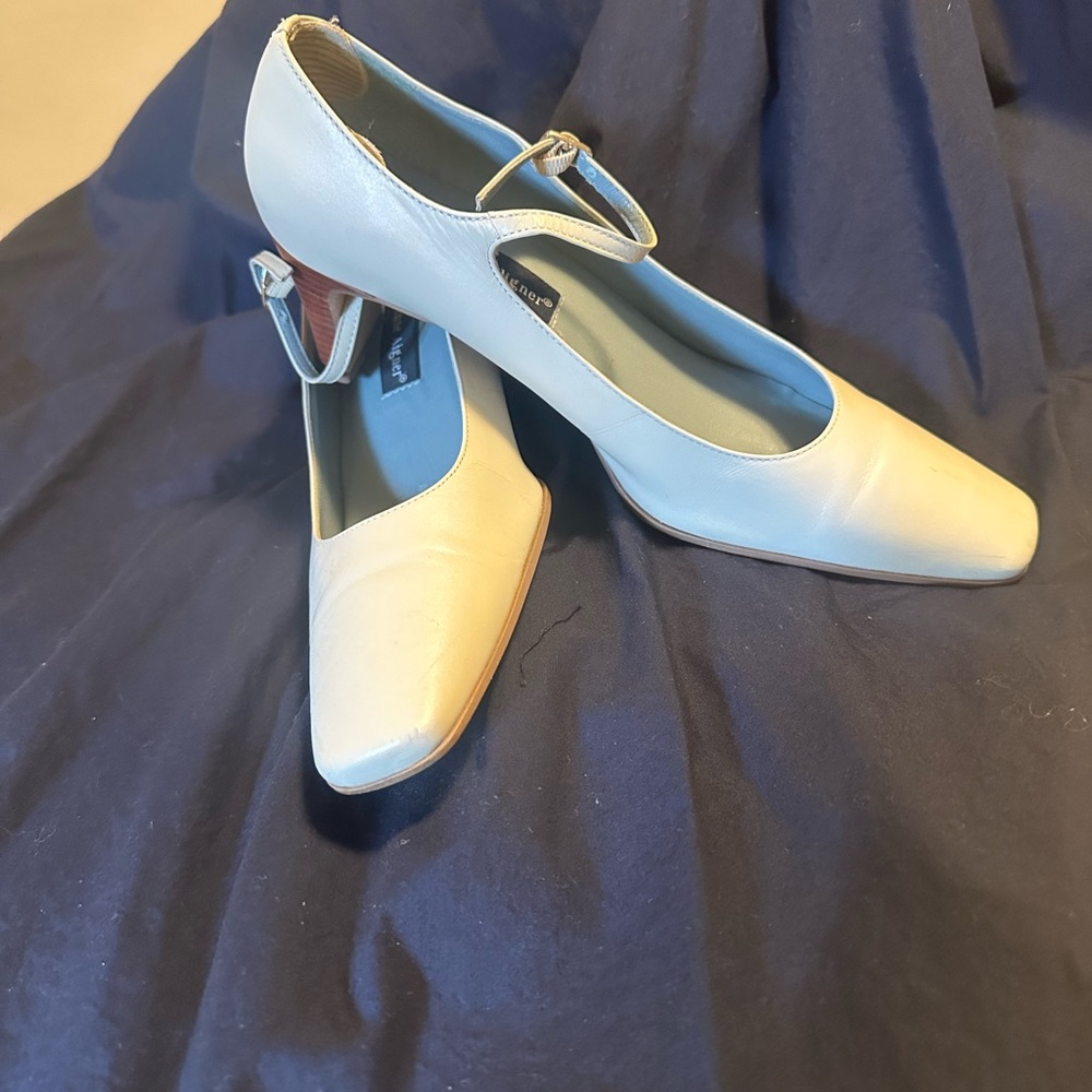 Etienne Aigner Leather Heels Size 9